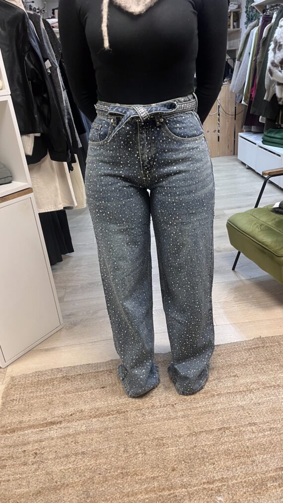 Jean à strass bleu avec ceinture
