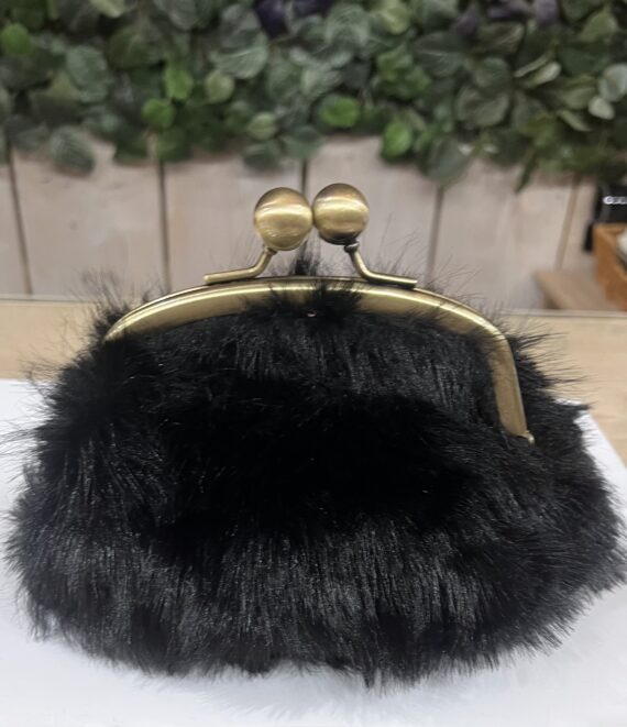 Bourse noir à poil doux